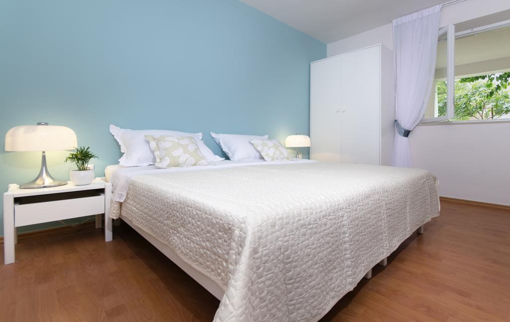 Apartments Ivan Makarska Room photo